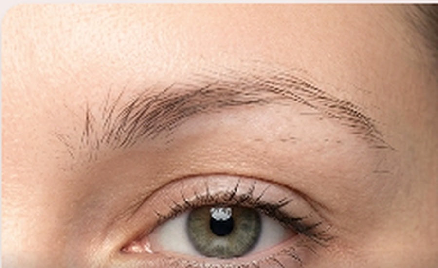 Brows before using eyebrow stamp